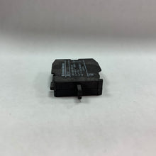 Load image into Gallery viewer, Contact KM K01
