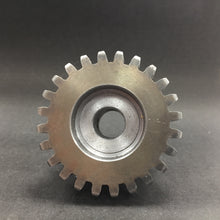 Load image into Gallery viewer, Spinner Gear
