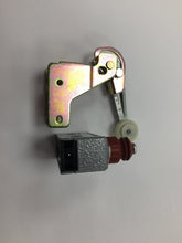 Load image into Gallery viewer, Oblong Switch Kit
