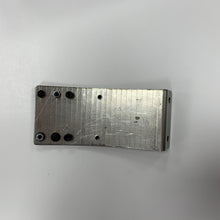 Load image into Gallery viewer, Guide Leaf Spring Flat Assembly
